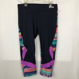 Fila Sport Capri workout casual leggings size: M